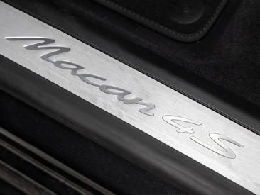 Porsche Macan Electrique 4S — photo 23