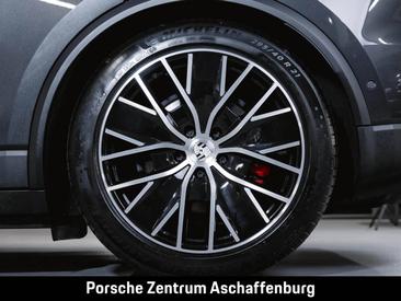 Porsche Macan Electrique 4S — photo 9