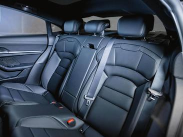 Porsche Taycan ph2 4S — photo 22