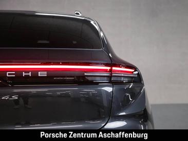 Porsche Macan Electrique 4S — photo 12