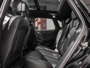 Porsche Macan S — photo 14