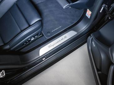 Porsche Taycan ph2 4S — photo 26