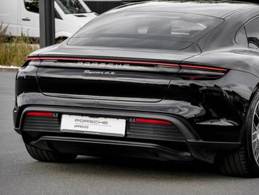 Porsche Taycan ph2 4S — photo 9