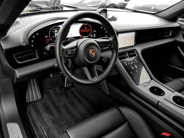 Porsche Taycan ph2 4S — photo 11