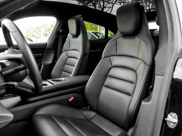 Porsche Taycan ph2 4S — photo 12