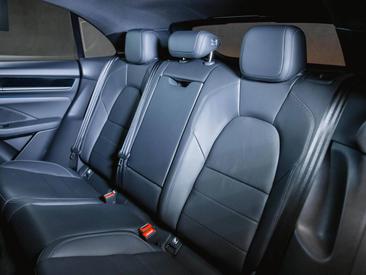 Porsche Macan Electrique 4S — photo 21