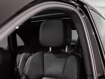 Porsche Macan S — photo 27