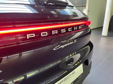 Porsche Cayenne III S, E-Hybrid — photo 13