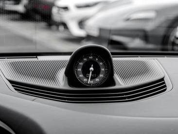 Porsche Taycan ph2 4S — photo 21