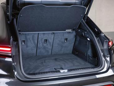 Porsche Macan Electrique 4S — photo 28
