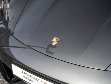 Porsche Taycan ph2 GTS — photo 11