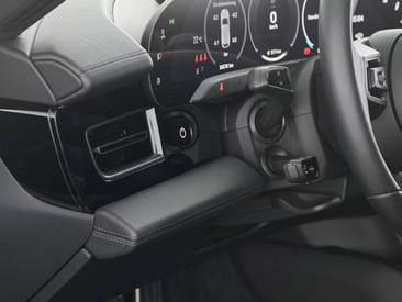 Porsche Taycan ph2 Sport Turismo — photo 14
