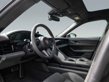 Porsche Taycan ph2 GTS — photo 12