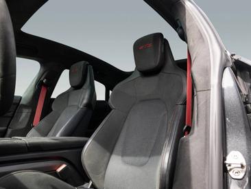 Porsche Taycan ph2 GTS — photo 13