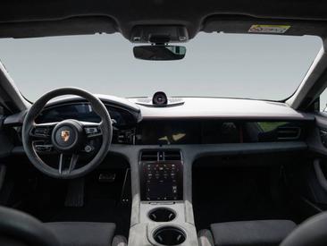 Porsche Taycan ph2 GTS — photo 14