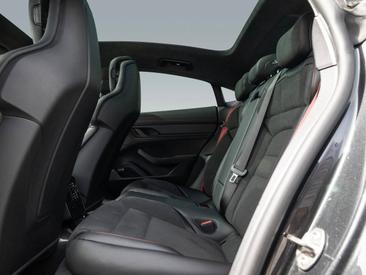 Porsche Taycan ph2 GTS — photo 16