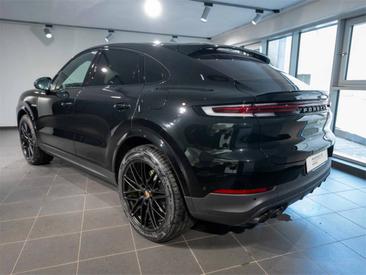 Porsche Cayenne III E-Hybrid Coupé — photo 3