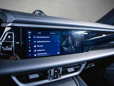 Porsche Macan Electrique 4S — photo 38