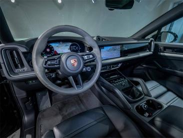 Porsche Cayenne III E-Hybrid Coupé — photo 11
