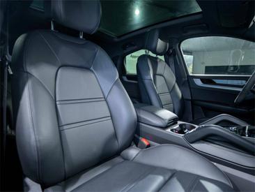 Porsche Cayenne III E-Hybrid Coupé — photo 14
