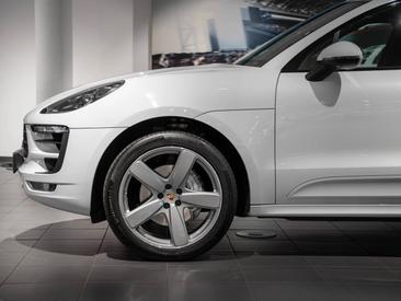 Porsche Macan S Diesel — photo 8