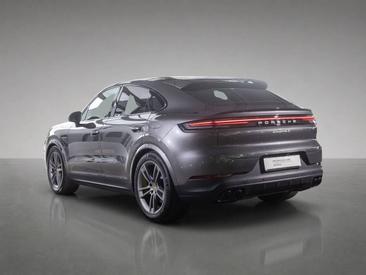 Porsche Cayenne III S E-Hybrid Coupé — photo 3