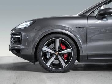 Porsche Cayenne III S E-Hybrid Coupé — photo 9