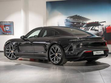 Porsche Taycan ph2 Black Edition — photo 3