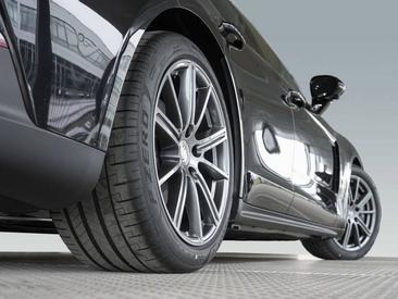 Porsche Panamera III 4 E-Hybrid — photo 6