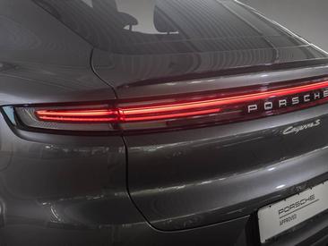 Porsche Cayenne III S E-Hybrid Coupé — photo 10