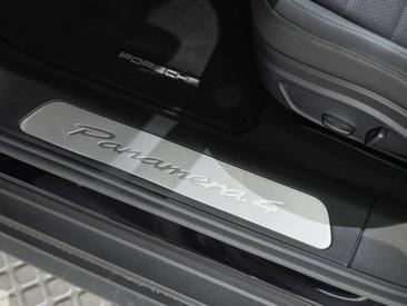 Porsche Panamera III 4 E-Hybrid — photo 8