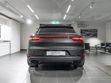Porsche Cayenne III E-Hybrid Coupé — photo 5