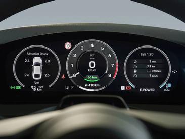 Porsche Panamera III 4 E-Hybrid — photo 17
