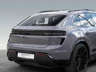 Porsche Macan Electrique Turbo — photo 9