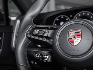 Porsche Cayenne III S E-Hybrid Coupé — photo 20