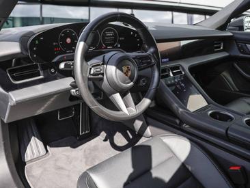 Porsche Taycan ph2 4 Cross Turismo — photo 11