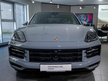 Porsche Cayenne III E-Hybrid Coupé — photo 4