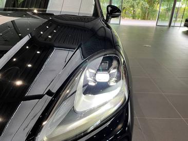 Porsche Cayenne III Coupé Platinum Edition — photo 9