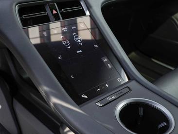 Porsche Taycan ph2 4 Cross Turismo — photo 23