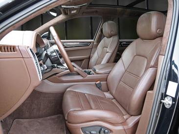 Porsche Cayenne III GTS — photo 19