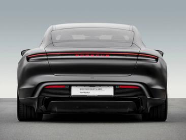 Porsche Taycan ph2 4S — photo 5