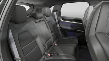 Porsche Cayenne III GTS — photo 13