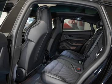 Porsche Taycan ph2 Black Edition — photo 15