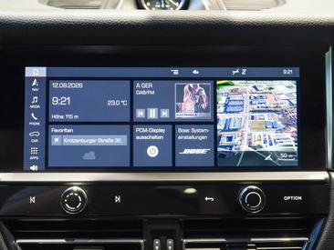 Porsche Macan S — photo 28