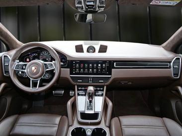Porsche Cayenne III GTS — photo 22