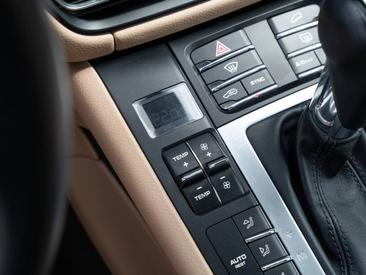 Porsche Macan — photo 30