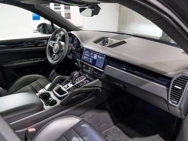 Porsche Cayenne III E-Hybrid Coupé — photo 21