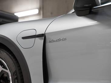 Porsche Taycan ph2 4 Cross Turismo — photo 13