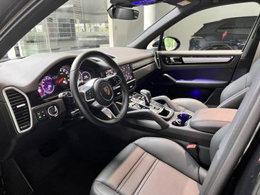 Porsche Cayenne III Platinum Edition — photo 14