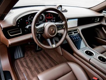 Porsche Taycan ph2 4S — photo 11